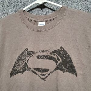 Batman vs Superman T Shirt Medium DC Comics Dawn of Justice Movie Logo